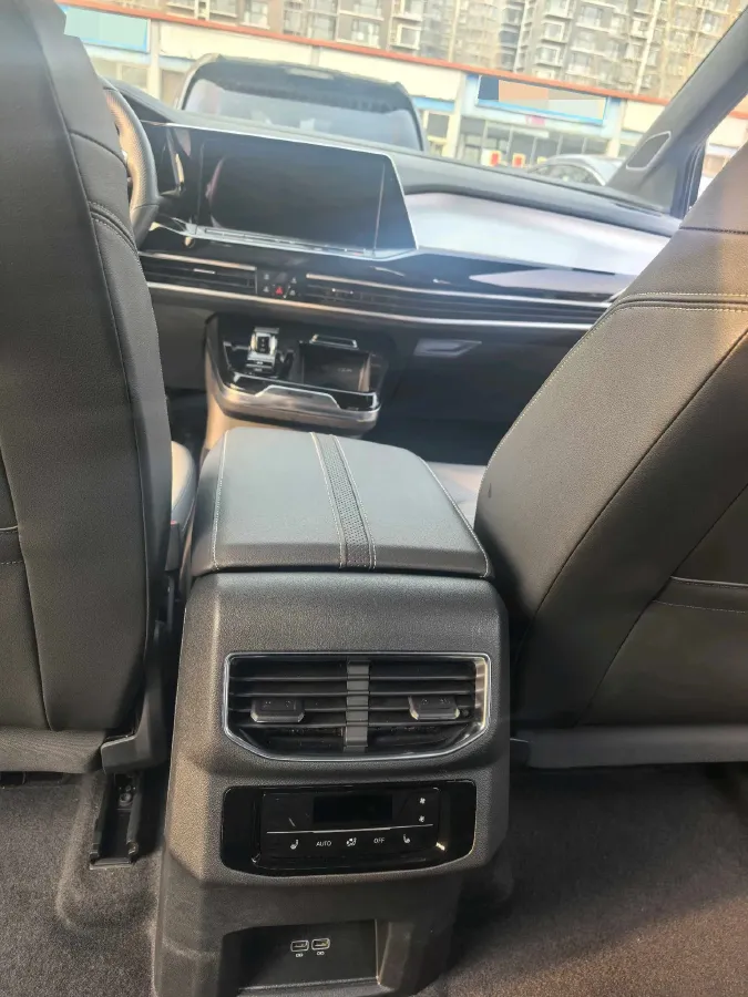 2022 Volkswagen Talagon 2.0T 220HP L4 7DCT,autocango,china used car exporter,china ev exporter,chinese used car exporter,chinese used ev exporter