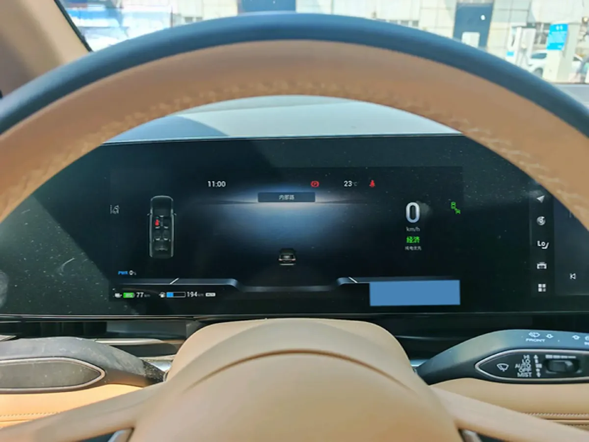 2022 Voyah Dream 1.5T 136HP L4 PHEV 25.57KWH,autocango,china used car exporter,china ev exporter,chinese used car exporter,chinese used ev exporter