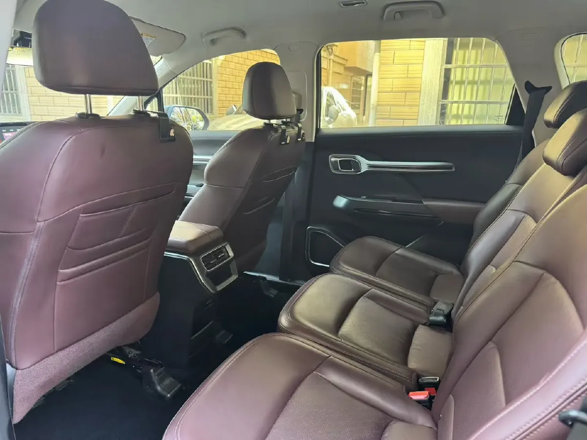 2022 Geely Okavango 1.8T 184HP L4 7DCT,autocango,china used car exporter,china ev exporter,chinese used car exporter,chinese used ev exporter