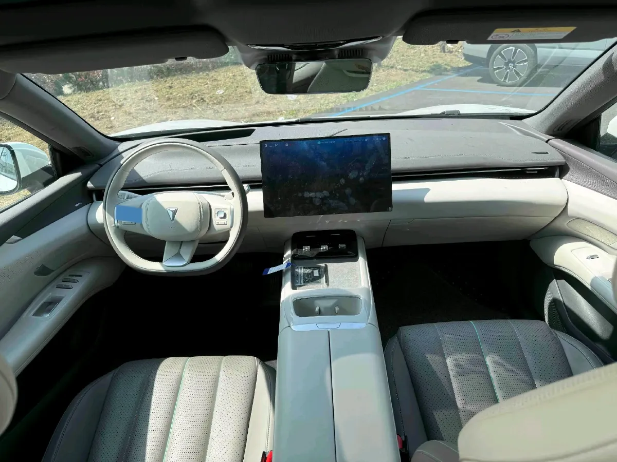 2024 Deepal L07 1.5L 98HP L4 REEV 28.39KWH,autocango,china used car exporter,china ev exporter,chinese used car exporter,chinese used ev exporter