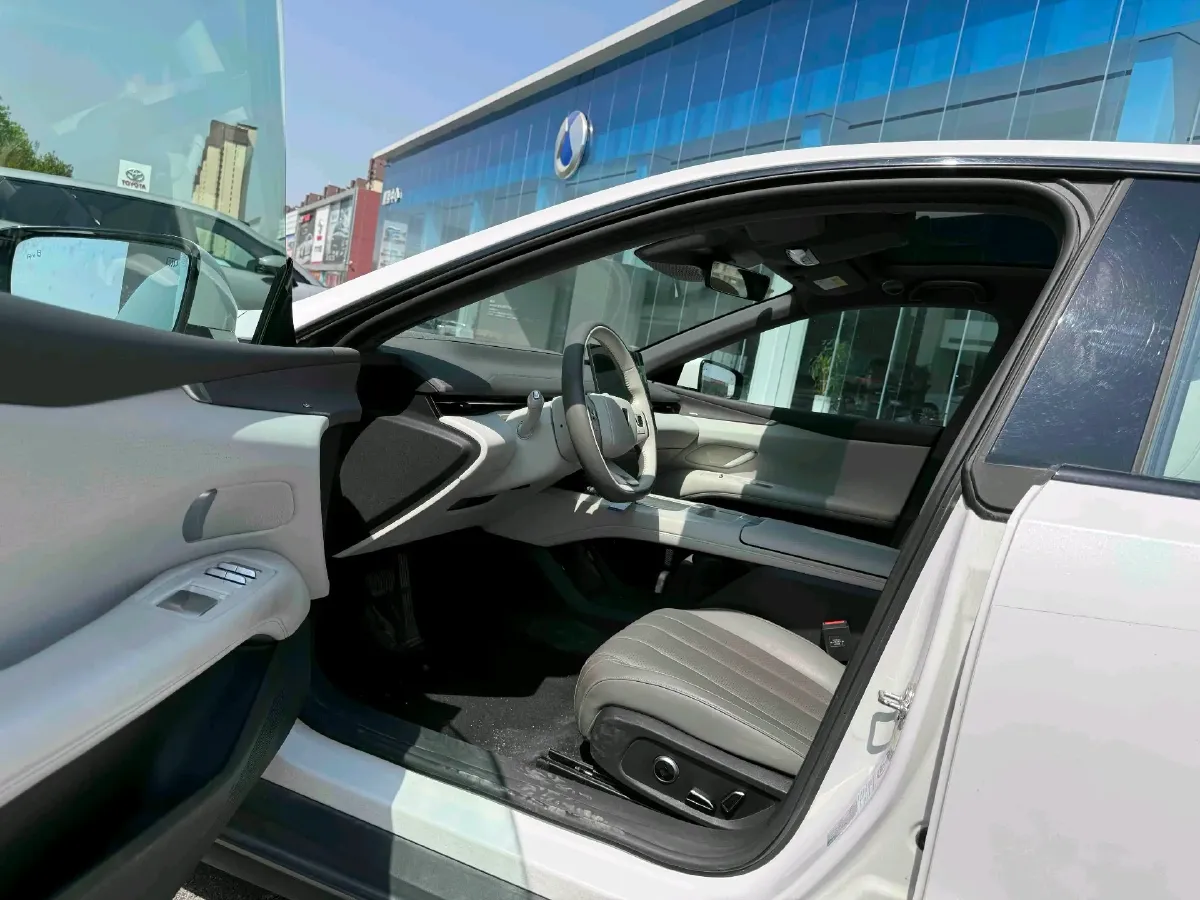 2024 Deepal L07 1.5L 98HP L4 REEV 28.39KWH,autocango,china used car exporter,china ev exporter,chinese used car exporter,chinese used ev exporter