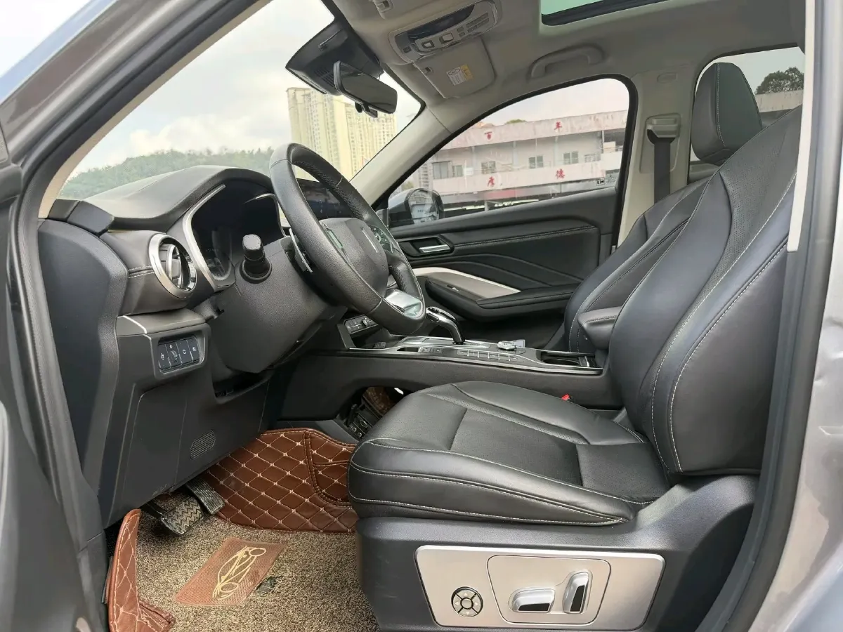 2020 WEY VV6 2.0T 227HP L4 7DCT,autocango,china used car exporter,china ev exporter,chinese used car exporter,chinese used ev exporter