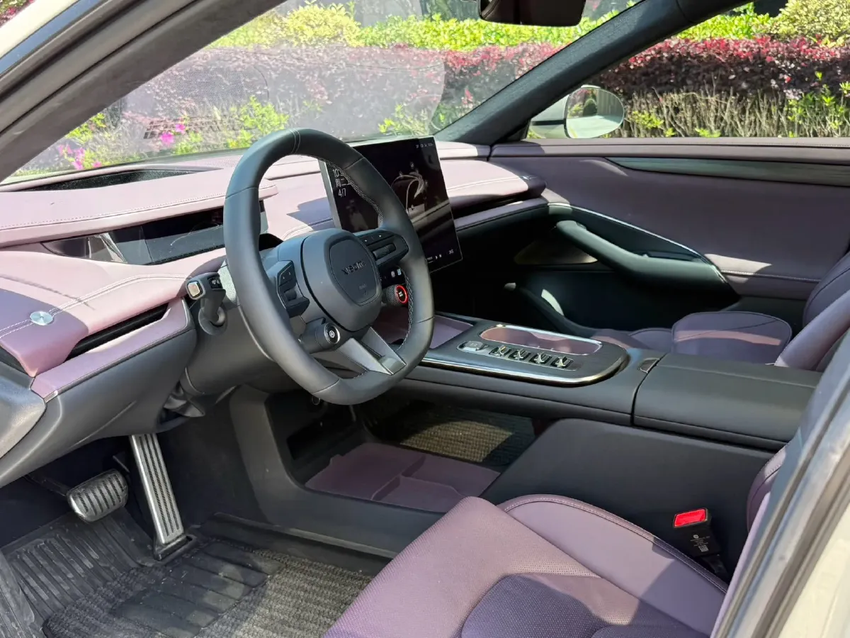 2024 MI SU7 BEV 101KWH,autocango,china used car exporter,china ev exporter,chinese used car exporter,chinese used ev exporter