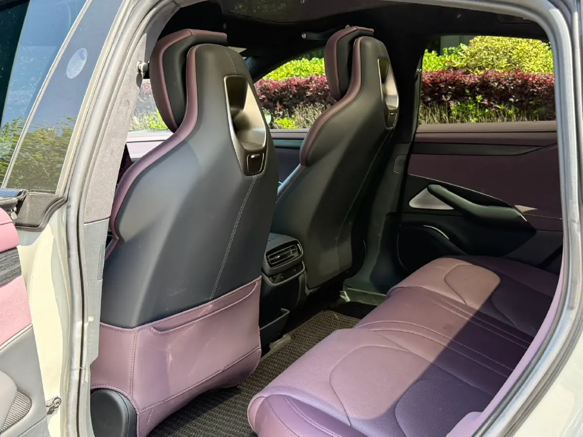 2024 MI SU7 BEV 101KWH,autocango,china used car exporter,china ev exporter,chinese used car exporter,chinese used ev exporter