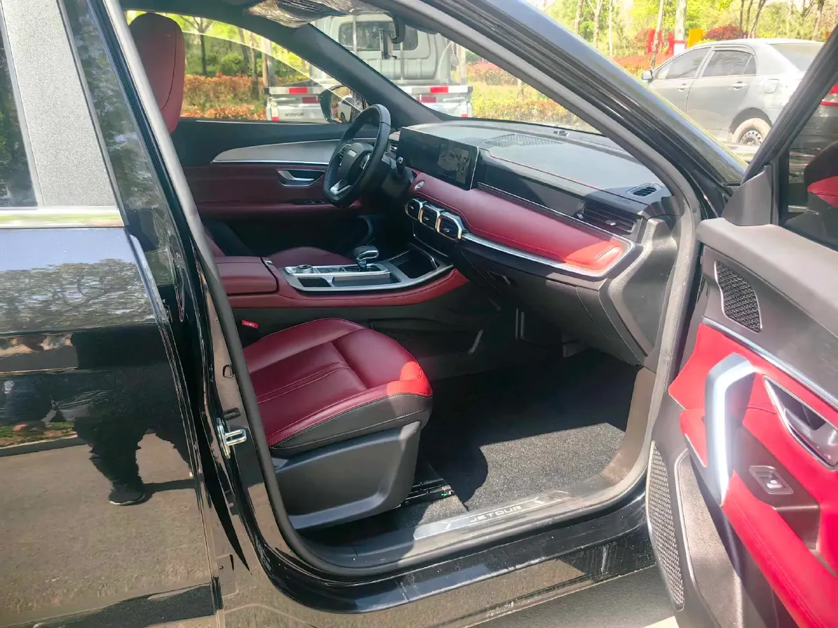 2026 Jetour X70 Plus 1.5T 184HP L4 7DCT,autocango,china used car exporter,china ev exporter,chinese used car exporter,chinese used ev exporter