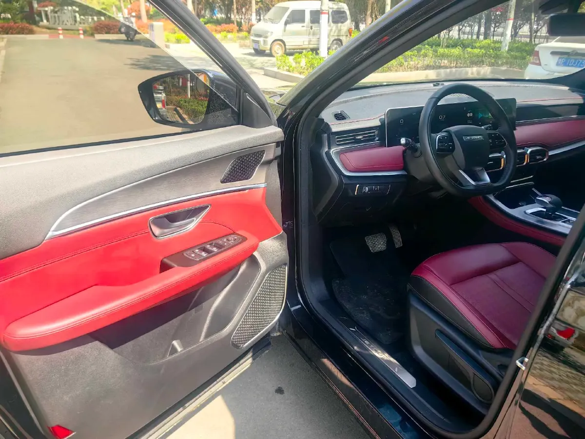 2026 Jetour X70 Plus 1.5T 184HP L4 7DCT,autocango,china used car exporter,china ev exporter,chinese used car exporter,chinese used ev exporter