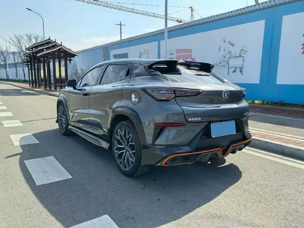 2022 ChangAn UNI-T 1.5T 188HP L4 7DCT,autocango,china used car exporter,china ev exporter,chinese used car exporter,chinese used ev exporter