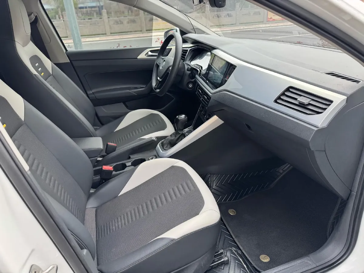 2019 Volkswagen Polo 1.5L 113HP L4 6AT,autocango,china used car exporter,china ev exporter,chinese used car exporter,chinese used ev exporter