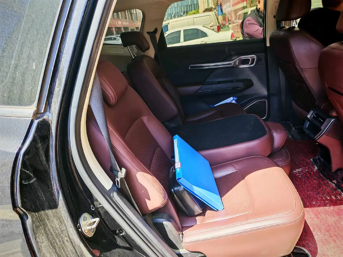 2022 Geely Okavango 1.8T 184HP L4 7DCT,autocango,china used car exporter,china ev exporter,chinese used car exporter,chinese used ev exporter