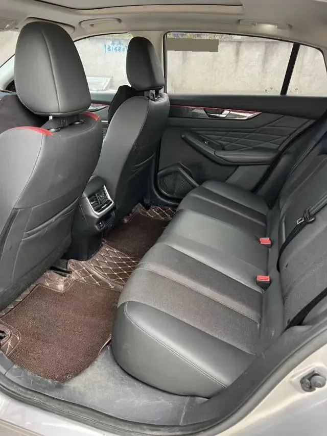 2021 DongFeng Aeolus YiXuan MAX 1.5T 190HP L4 7DCT,autocango,china used car exporter,china ev exporter,chinese used car exporter,chinese used ev exporter