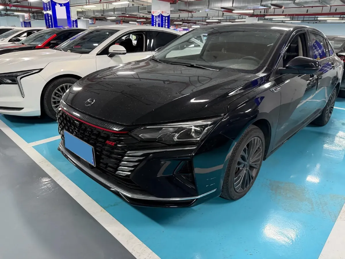 2023 DongFeng Aeolus YiXuan MAX 1.5T 190HP L4 7DCT,autocango,china used car exporter,china ev exporter,chinese used car exporter,chinese used ev exporter