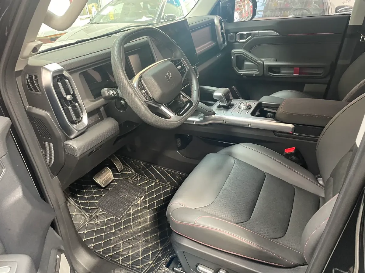 2024 Jetour Traveller 2.0T 254HP L4 7DCT,autocango,china used car exporter,china ev exporter,chinese used car exporter,chinese used ev exporter