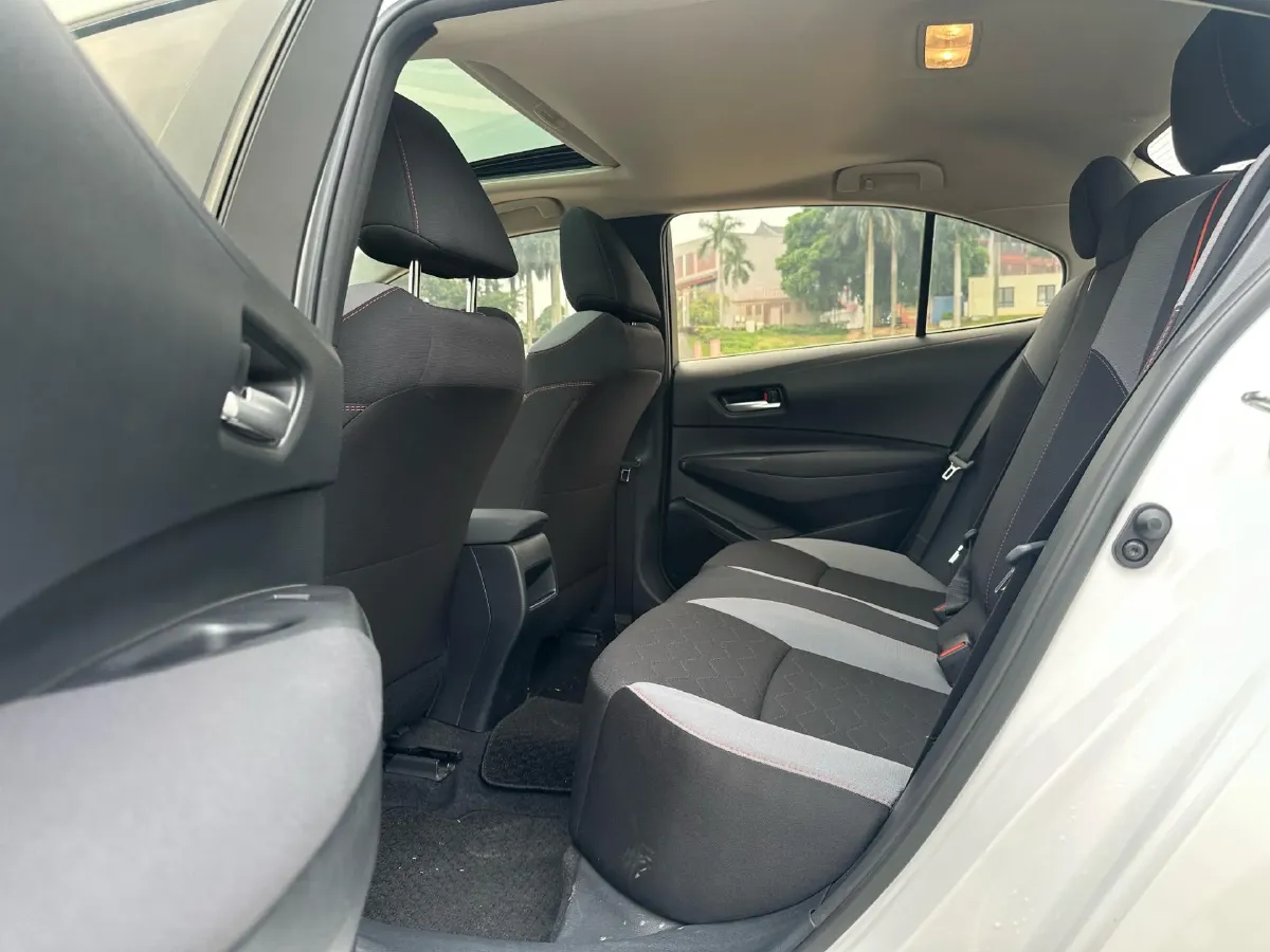 2023 Toyota Corolla 1.2T 116HP L4 CVT,autocango,china used car exporter,china ev exporter,chinese used car exporter,chinese used ev exporter