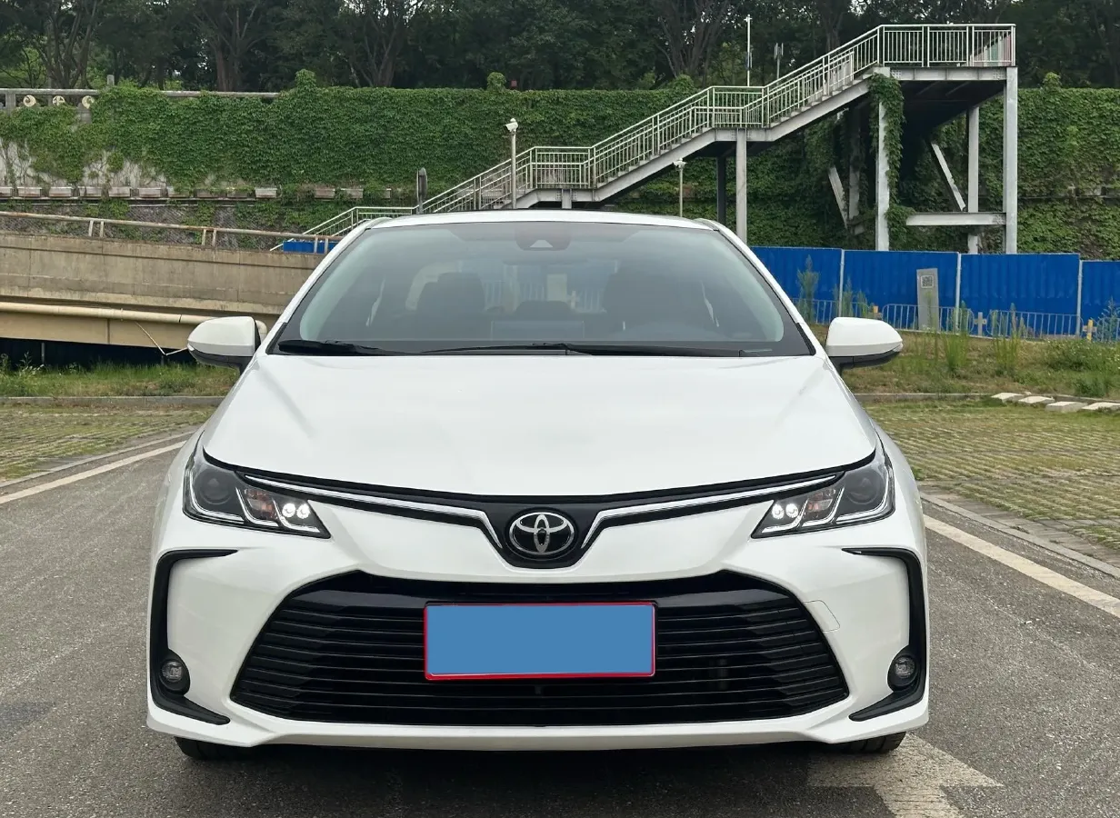 2023 Toyota Corolla 1.2T 116HP L4 CVT,autocango,china used car exporter,china ev exporter,chinese used car exporter,chinese used ev exporter