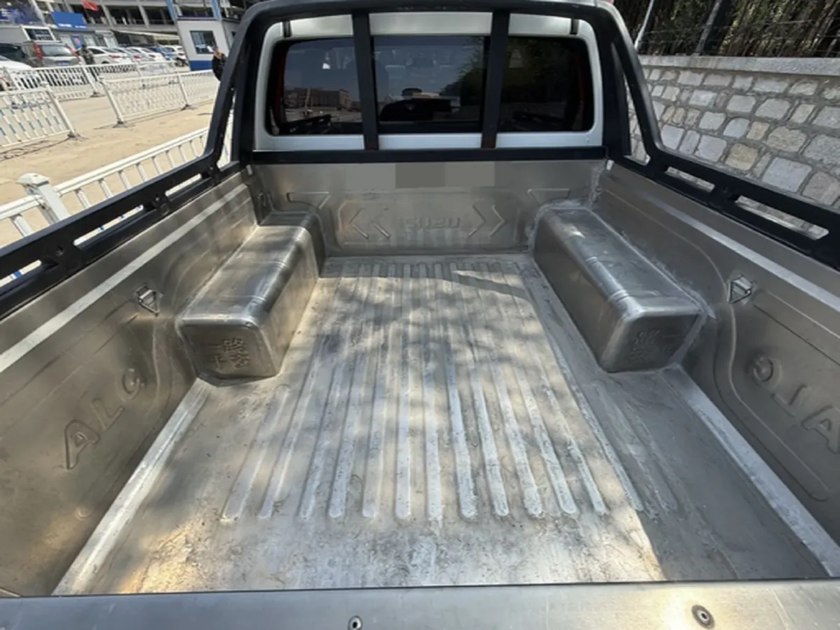 2020 Isuzu LingTuo 2.5T 150HP L4 6AT,autocango,china used car exporter,china ev exporter,chinese used car exporter,chinese used ev exporter