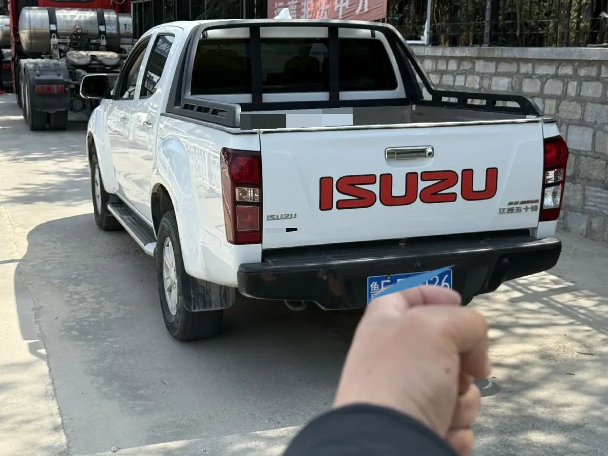 2020 Isuzu LingTuo 2.5T 150HP L4 6AT,autocango,china used car exporter,china ev exporter,chinese used car exporter,chinese used ev exporter