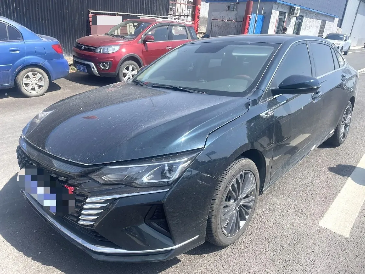 2021 DongFeng Aeolus YiXuan MAX 1.5T 190HP L4 7DCT,autocango,china used car exporter,china ev exporter,chinese used car exporter,chinese used ev exporter