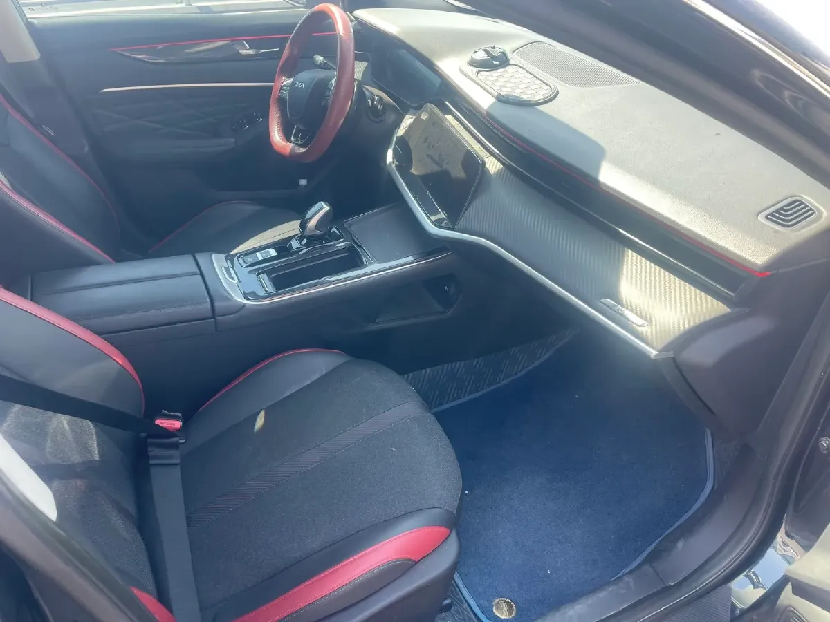 2021 DongFeng Aeolus YiXuan MAX 1.5T 190HP L4 7DCT,autocango,china used car exporter,china ev exporter,chinese used car exporter,chinese used ev exporter