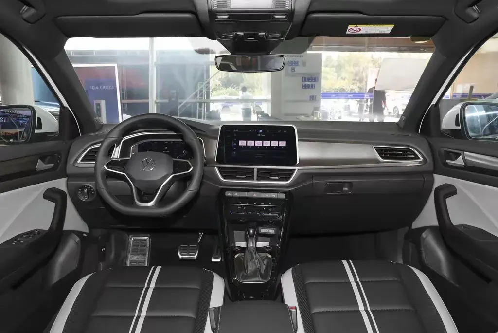 2023 Volkswagen T-Roc 1.5T 160HP L4 7DCT,autocango,china used car exporter,china ev exporter,chinese used car exporter,chinese used ev exporter