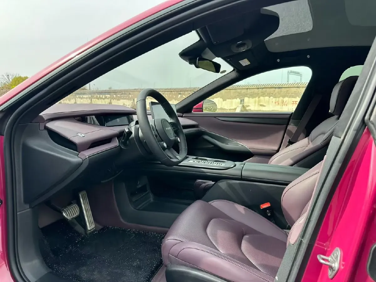 2024 MI SU7 BEV 101KWH,autocango,china used car exporter,china ev exporter,chinese used car exporter,chinese used ev exporter