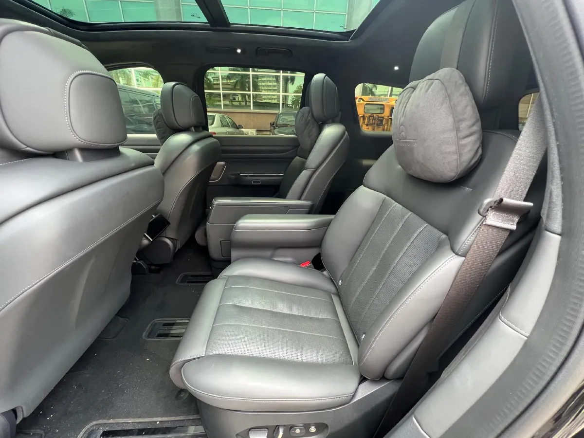 2024 NIO ES8 BEV 75KWH,autocango,china used car exporter,china ev exporter,chinese used car exporter,chinese used ev exporter