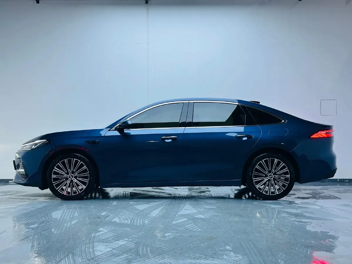 2025 Geely Galaxy A7 1.5L 112HP L4 1DHT PHEV,autocango,china used car exporter,china ev exporter,chinese used car exporter,chinese used ev exporter