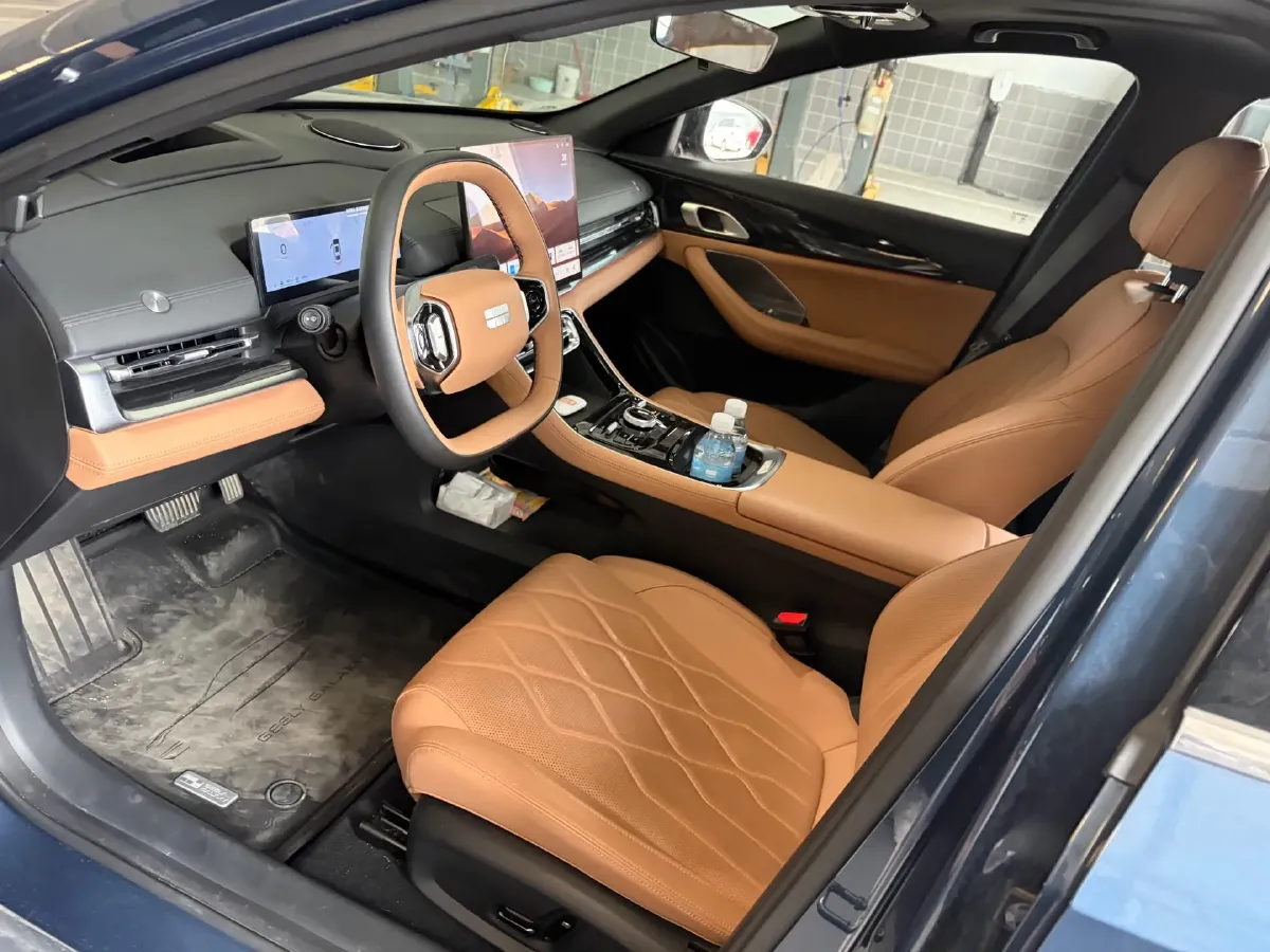 2025 Geely Galaxy A7 1.5L 112HP L4 1DHT PHEV,autocango,china used car exporter,china ev exporter,chinese used car exporter,chinese used ev exporter