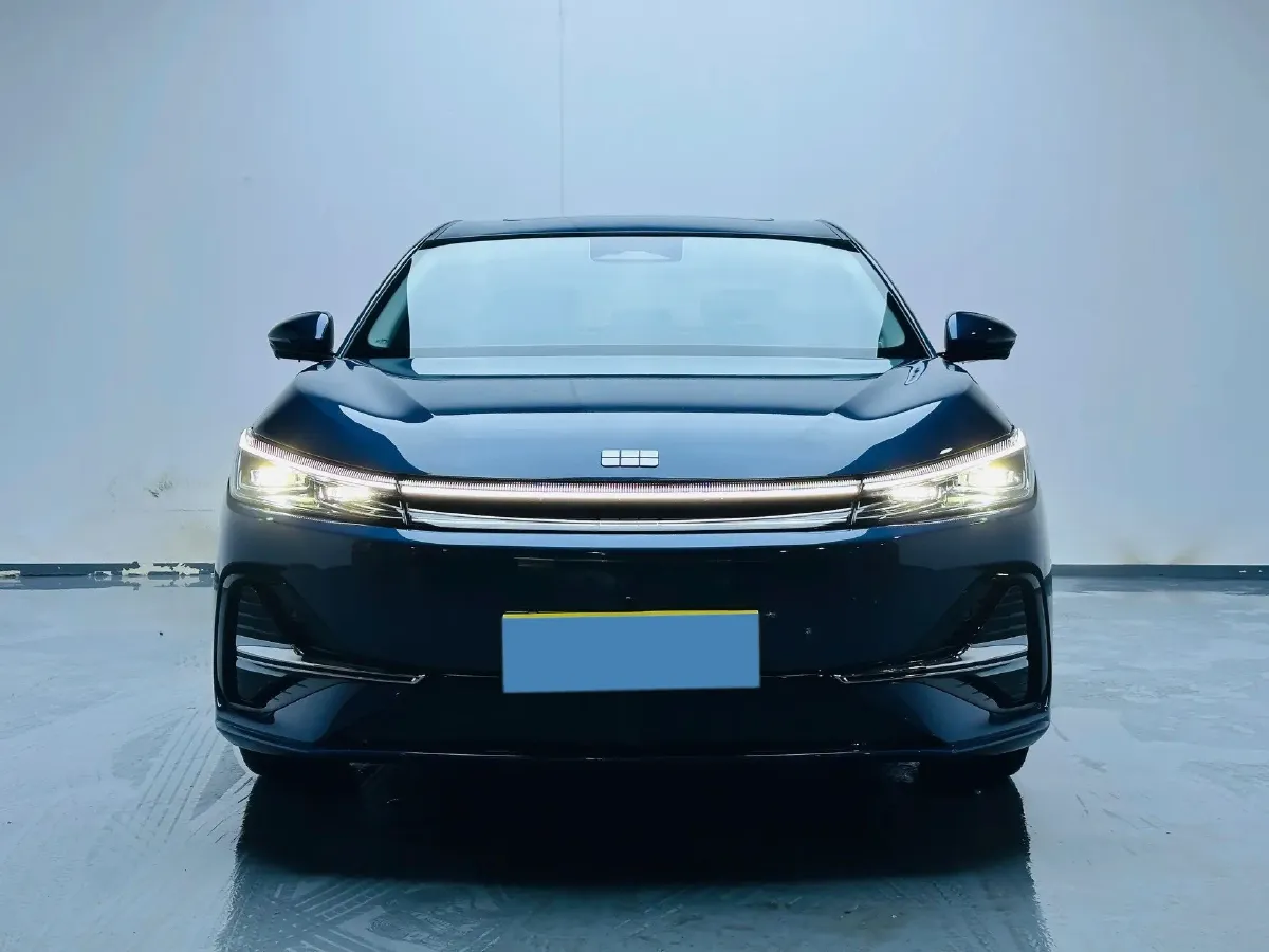 2025 Geely Galaxy A7 1.5L 112HP L4 1DHT PHEV,autocango,china used car exporter,china ev exporter,chinese used car exporter,chinese used ev exporter