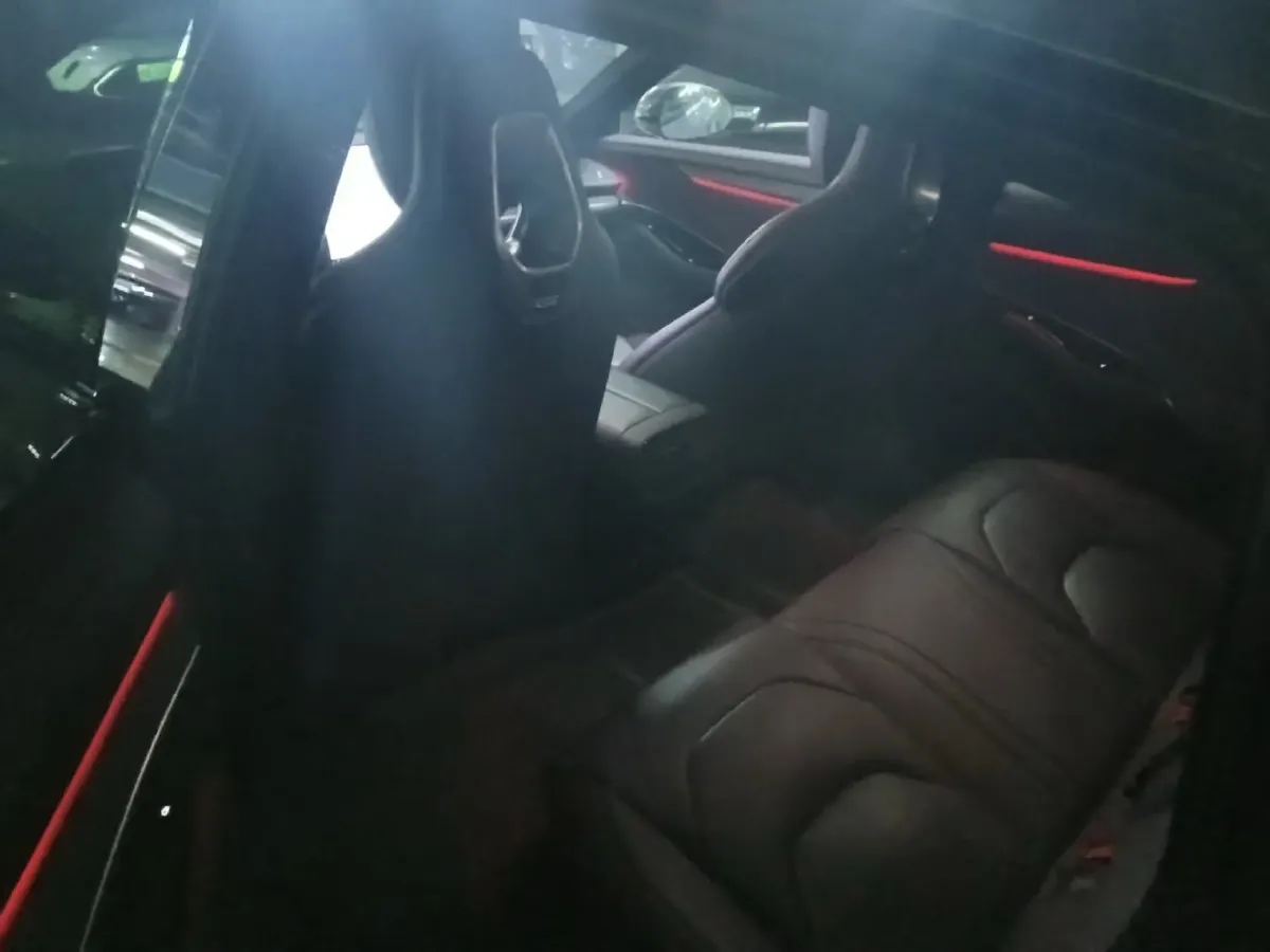 2024 MI SU7 BEV 101KWH,autocango,china used car exporter,china ev exporter,chinese used car exporter,chinese used ev exporter