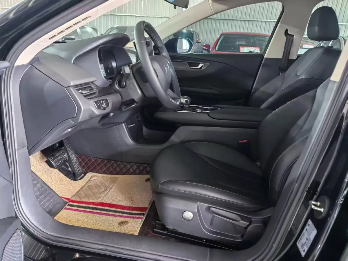 2022 HongQi E-QM5 BEV 54KWH,autocango,china used car exporter,china ev exporter,chinese used car exporter,chinese used ev exporter