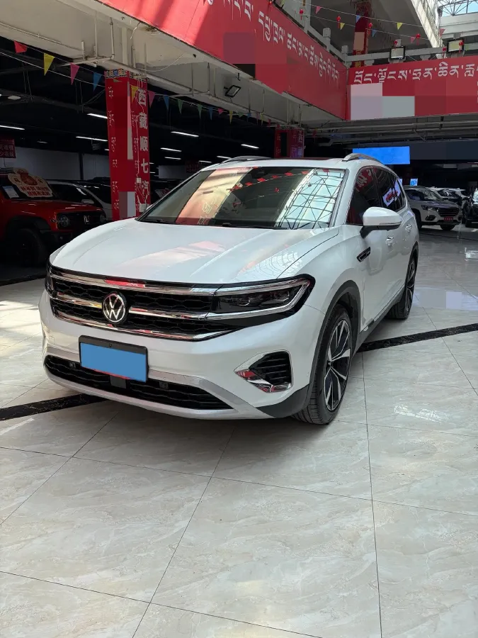 2023 Volkswagen Talagon 2.5T 299HP V6 7DCT,autocango,china used car exporter,china ev exporter,chinese used car exporter,chinese used ev exporter