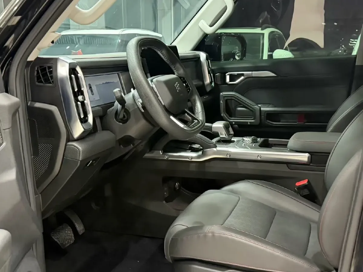 2023 Jetour Traveller 1.5T 184HP L4 7DCT,autocango,china used car exporter,china ev exporter,chinese used car exporter,chinese used ev exporter