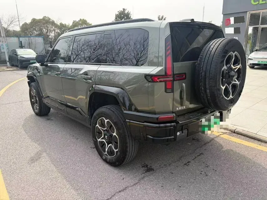 2025 Jetour Zongheng G700 2.0T 211HP L4 2DHT PHEV,autocango,china used car exporter,china ev exporter,chinese used car exporter,chinese used ev exporter