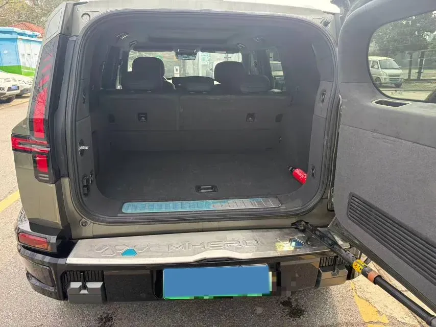 2025 Jetour Zongheng G700 2.0T 211HP L4 2DHT PHEV,autocango,china used car exporter,china ev exporter,chinese used car exporter,chinese used ev exporter