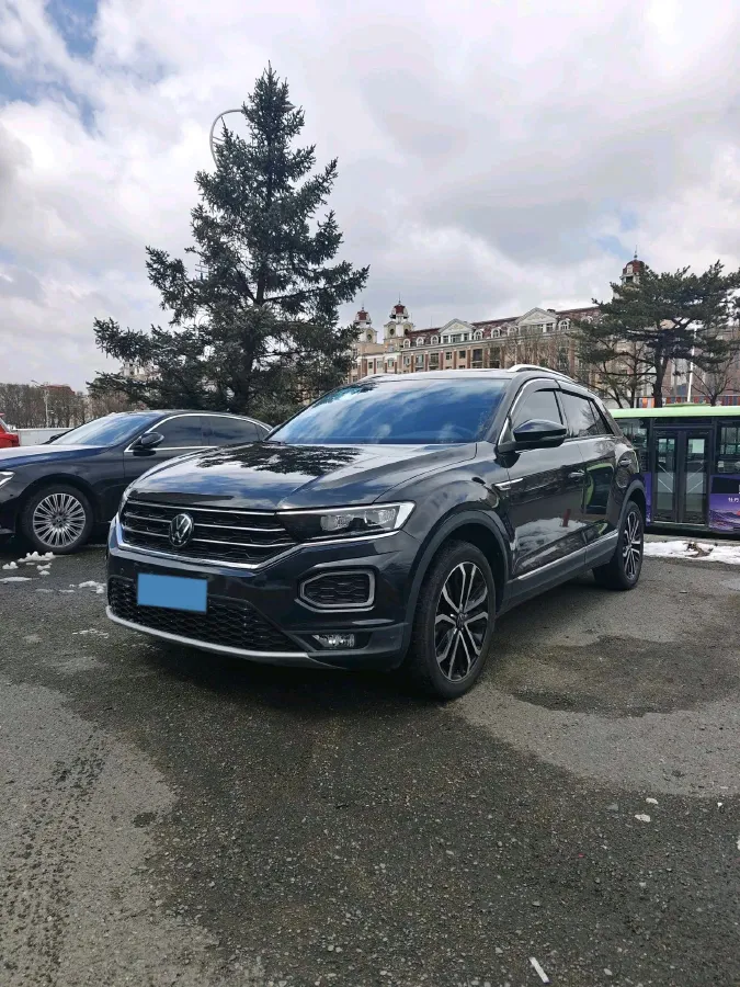 2022 Volkswagen T-Roc 1.4T 150HP L4 7DCT,autocango,china used car exporter,china ev exporter,chinese used car exporter,chinese used ev exporter