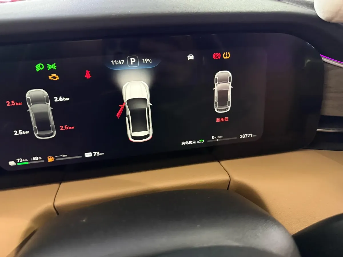 2022 Infiniti Q50L 2.0T 211HP L4 7AT,autocango,china used car exporter,china ev exporter,chinese used car exporter,chinese used ev exporter