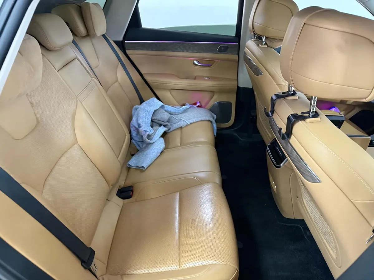 2022 Infiniti Q50L 2.0T 211HP L4 7AT,autocango,china used car exporter,china ev exporter,chinese used car exporter,chinese used ev exporter