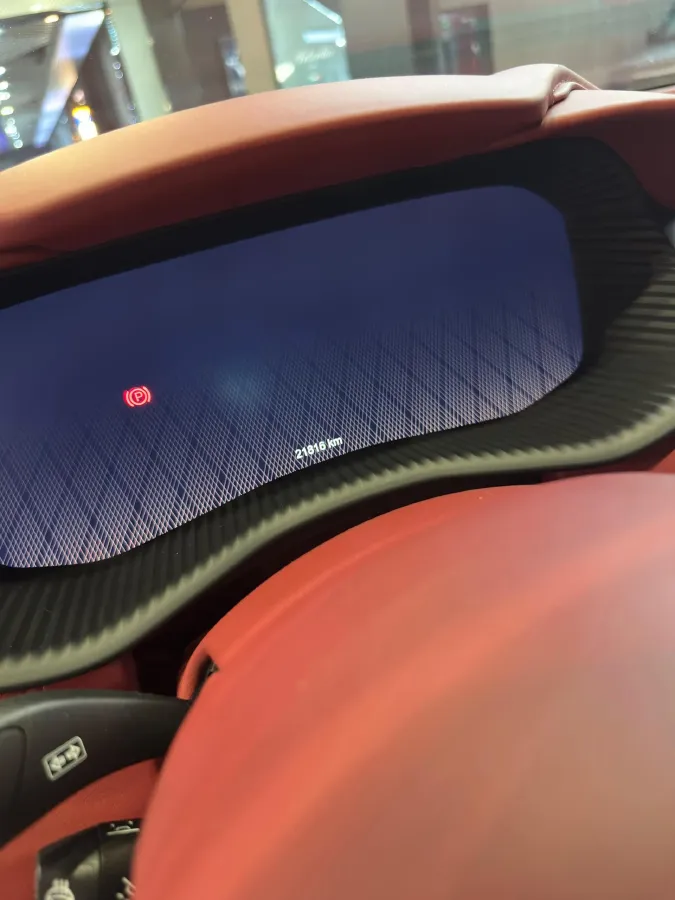 2022 Aston Martin DBX 3.0T 435HP L6 9AT,autocango,china used car exporter,china ev exporter,chinese used car exporter,chinese used ev exporter