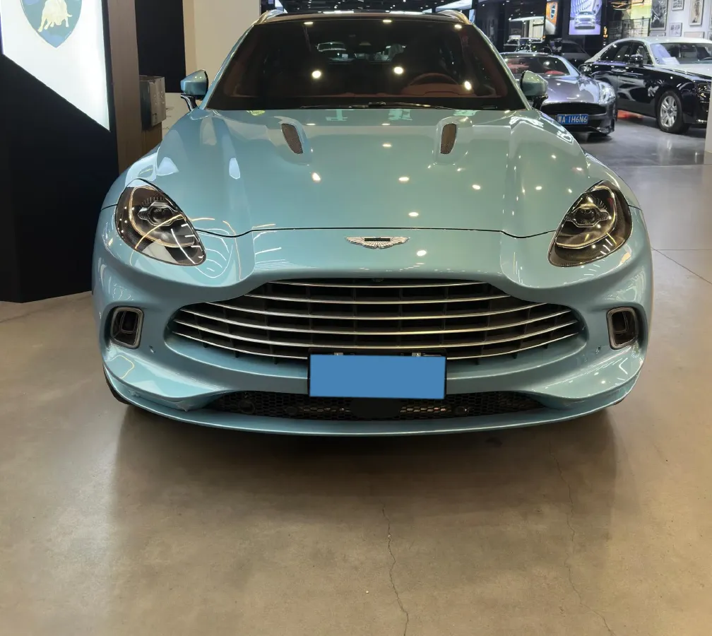 2022 Aston Martin DBX 3.0T 435HP L6 9AT,autocango,china used car exporter,china ev exporter,chinese used car exporter,chinese used ev exporter