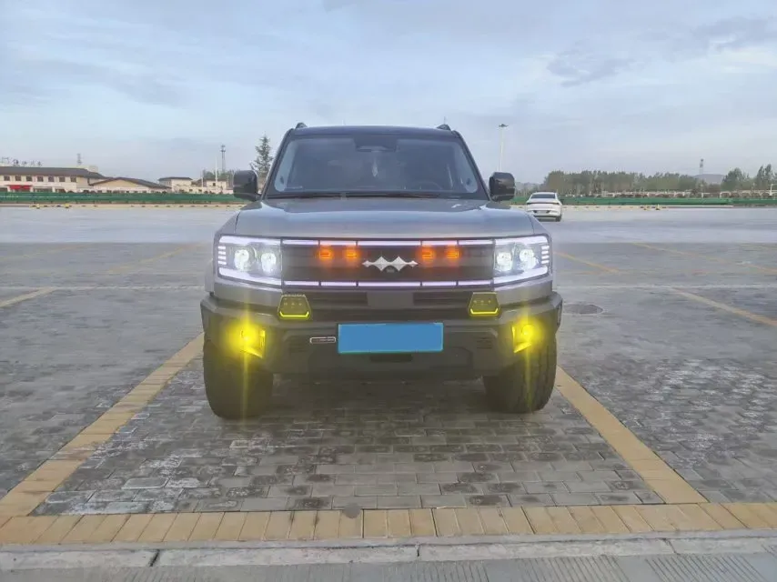 2025 FangChengBao Bao 5 1.5T 194HP L4 E-CVT PHEV 31.8KWH,autocango,china used car exporter,china ev exporter,chinese used car exporter,chinese used ev exporter