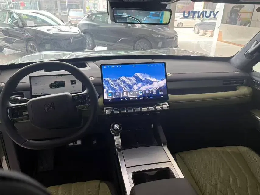 2025 BMW 3 Series 2.0T 245HP L4 8AT,autocango,china used car exporter,china ev exporter,chinese used car exporter,chinese used ev exporter