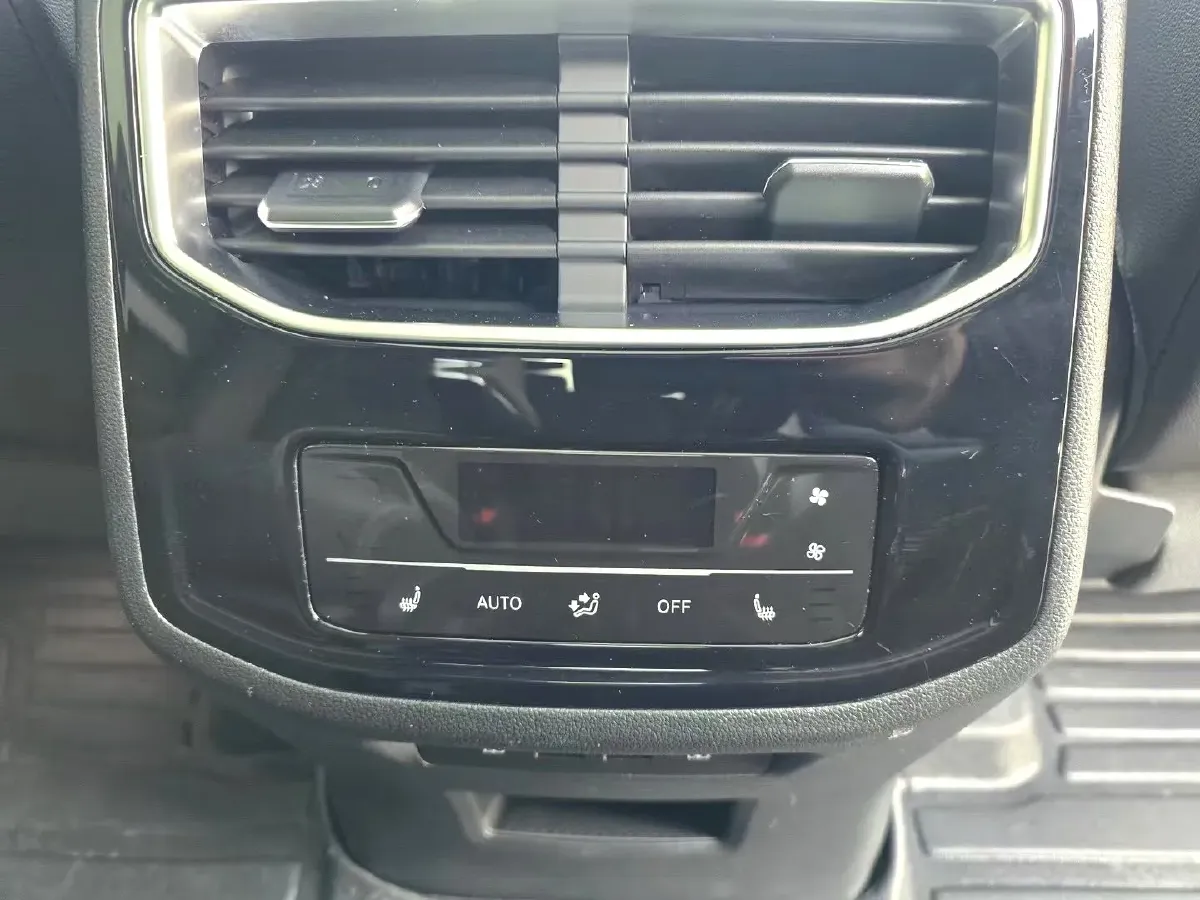 2023 Volkswagen Talagon 2.0T 220HP L4 7DCT,autocango,china used car exporter,china ev exporter,chinese used car exporter,chinese used ev exporter