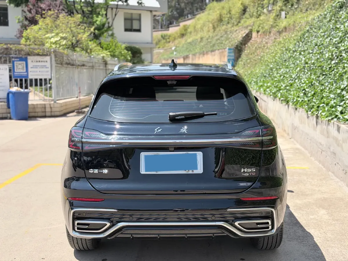 2023 HongQi HS5 2.0T 252HP L4 8AT,autocango,china used car exporter,china ev exporter,chinese used car exporter,chinese used ev exporter