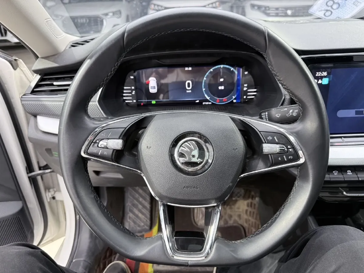 2022 Skoda Octavia 1.4T 150HP L4 7DCT,autocango,china used car exporter,china ev exporter,chinese used car exporter,chinese used ev exporter