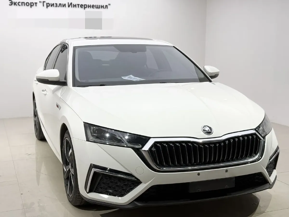 2022 Skoda Octavia 1.4T 150HP L4 7DCT,autocango,china used car exporter,china ev exporter,chinese used car exporter,chinese used ev exporter