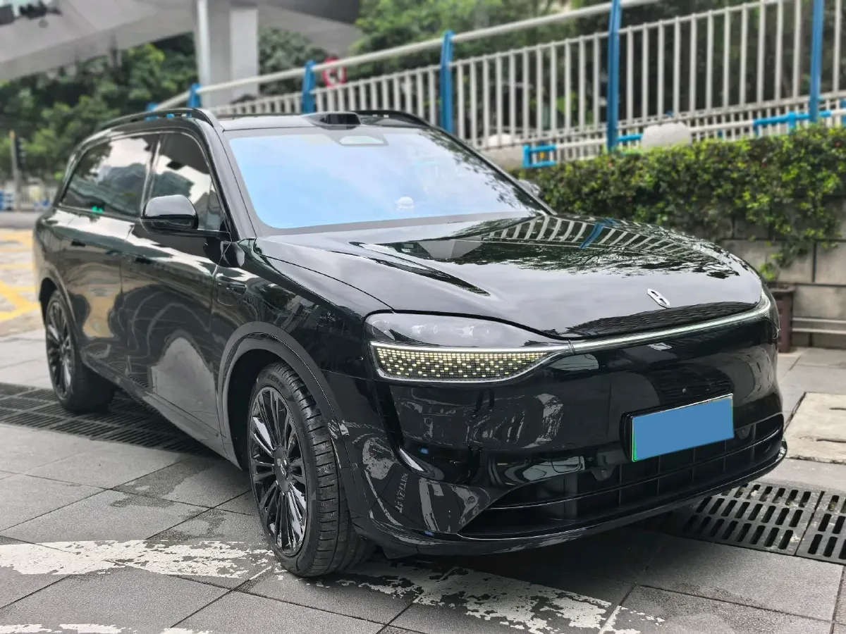 2024 AITO AITO M9 1.5T 152HP L4 REEV 42KWH,autocango,china used car exporter,china ev exporter,chinese used car exporter,chinese used ev exporter