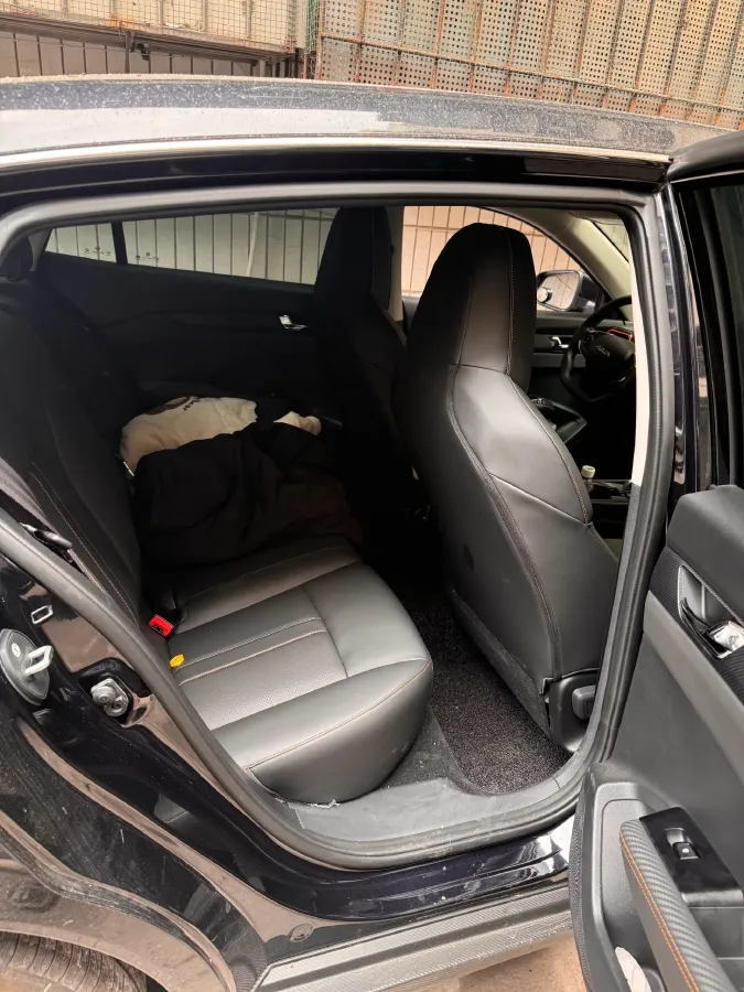 2024 DongFeng Aeolus YiXuan 1.5L 125HP L4 6DCT,autocango,china used car exporter,china ev exporter,chinese used car exporter,chinese used ev exporter