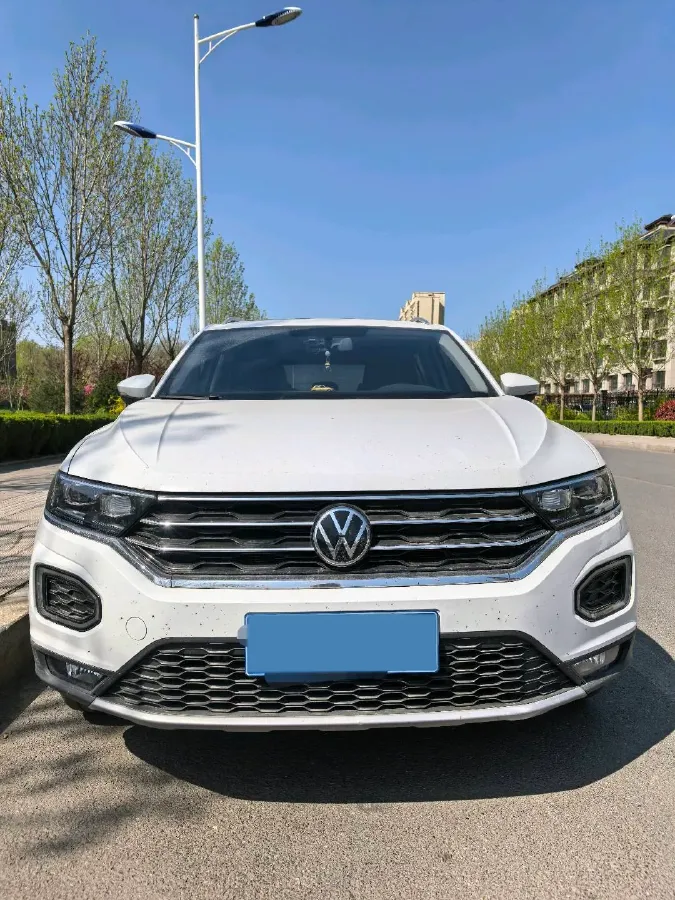 2022 Volkswagen T-Roc 1.4T 150HP L4 7DCT,autocango,china used car exporter,china ev exporter,chinese used car exporter,chinese used ev exporter