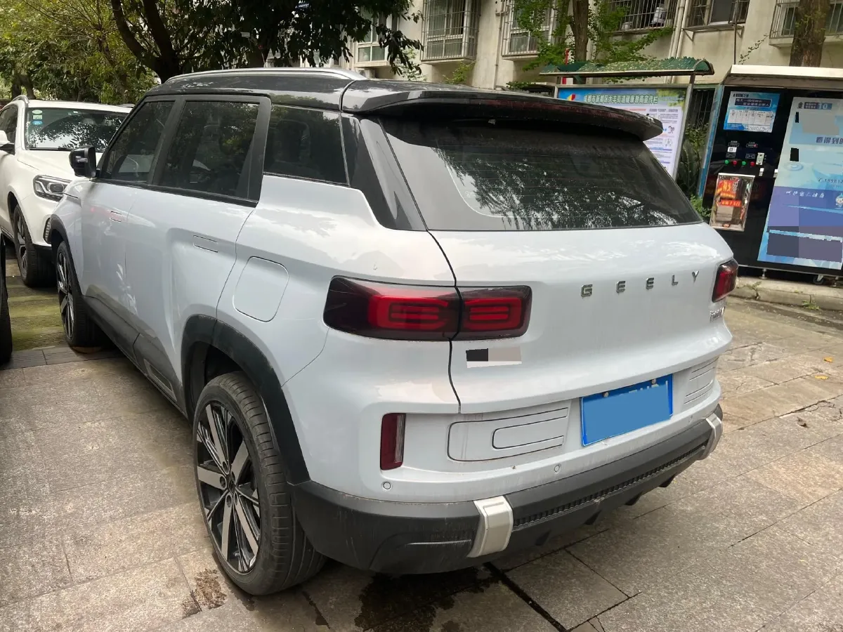 2023 Geely ICON 1.5T 181HP L4 7DCT,autocango,china used car exporter,china ev exporter,chinese used car exporter,chinese used ev exporter