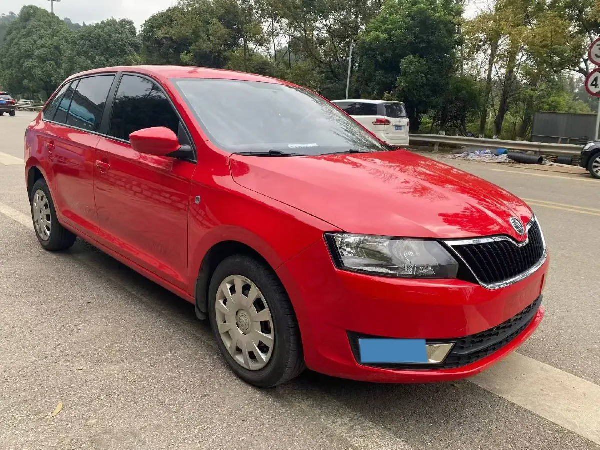 2016 Skoda Rapid Spaceback 1.4L 90HP L4 5MT,autocango,china used car exporter,china ev exporter,chinese used car exporter,chinese used ev exporter
